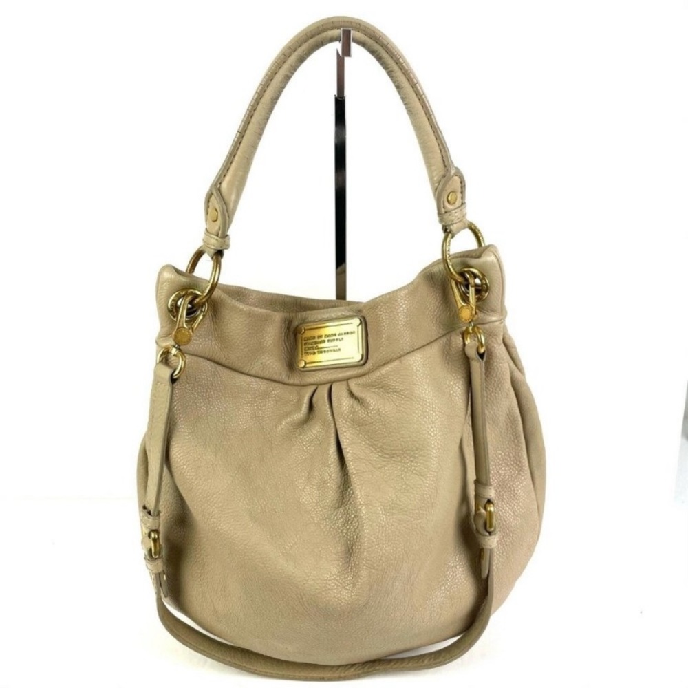 Marc Jacobs Classic Q purse